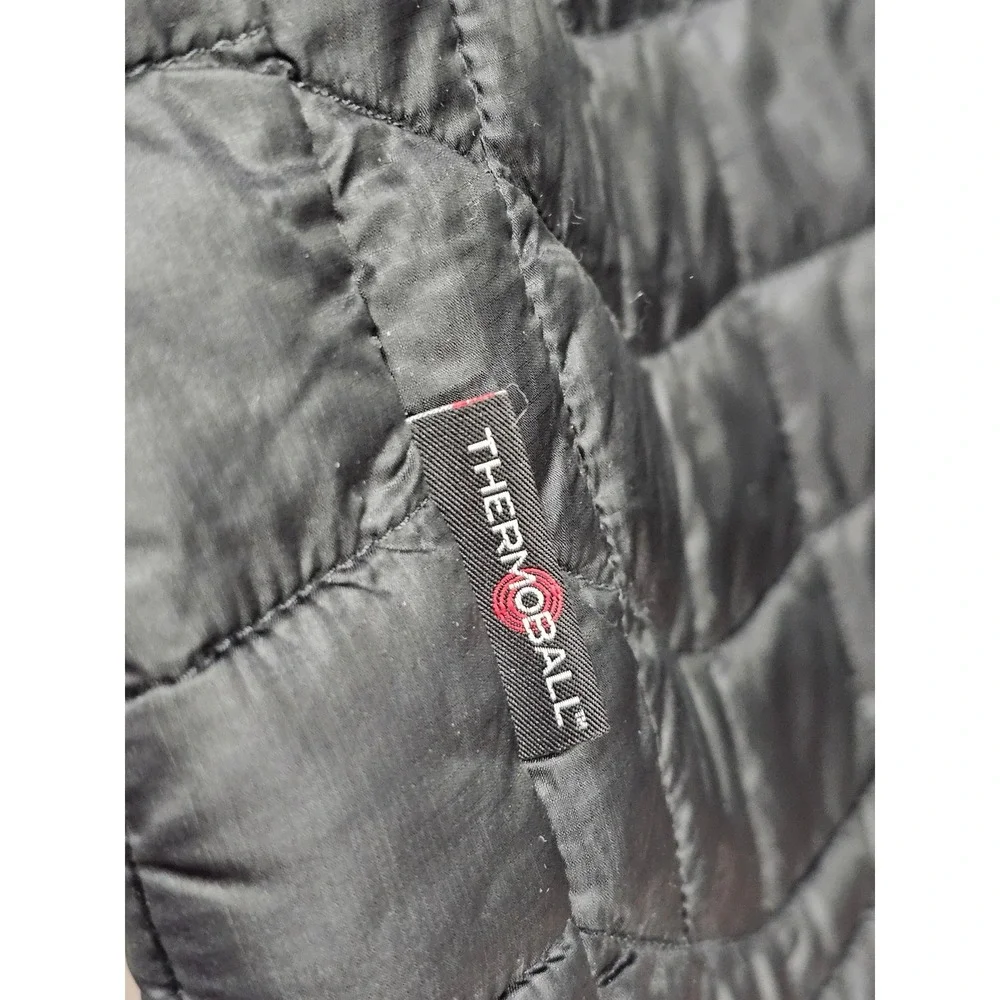 The North Face shoulders 18